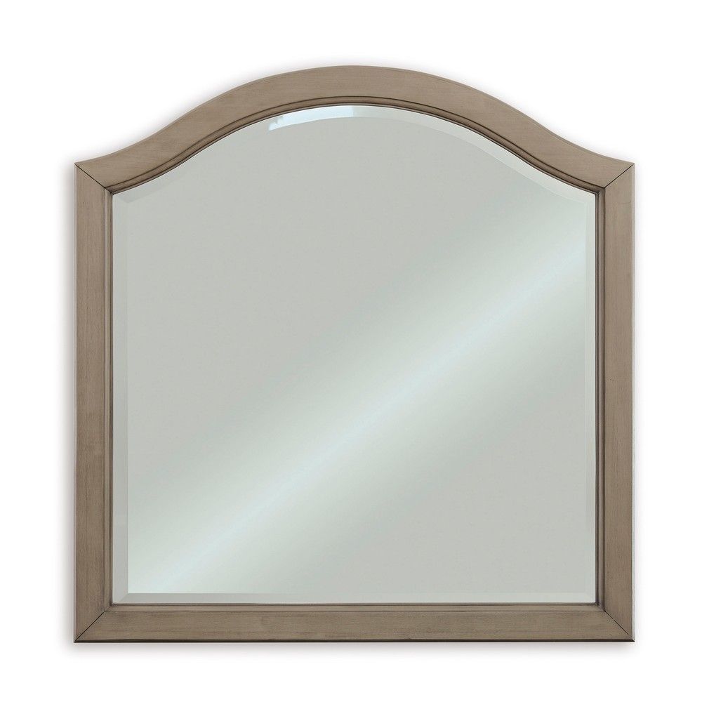 Picture of Lindsey Mirror