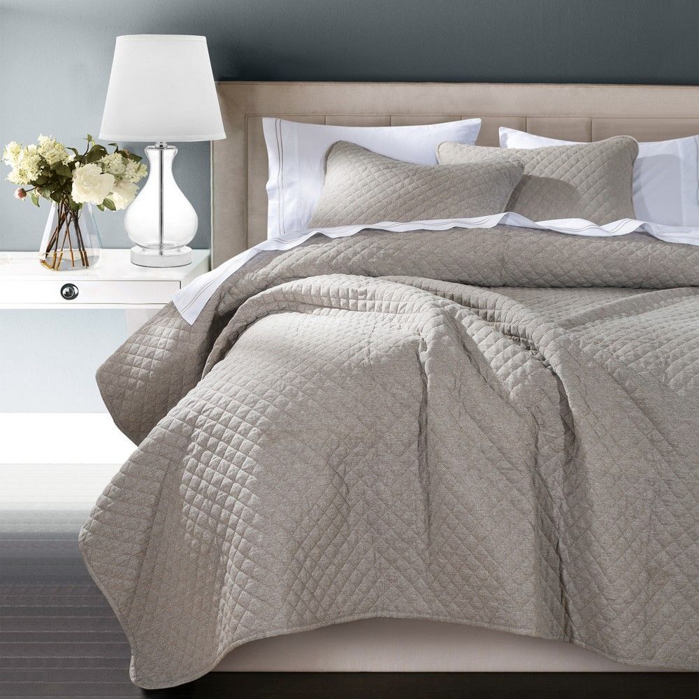 Picture of Anna Diamond Quilted Coverlet - Taupe - Twin
