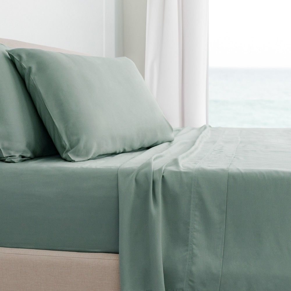 Picture of Classic Tahitian Breeze Sheets by Cariloha