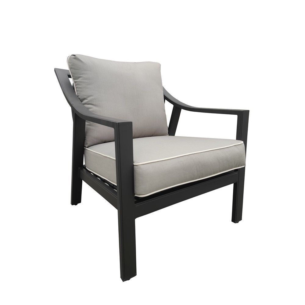 Aluminum outdoor deals club chairs