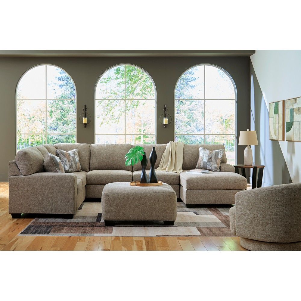 Picture of Nellie 3-Piece Sectional with Chaise - Hemp