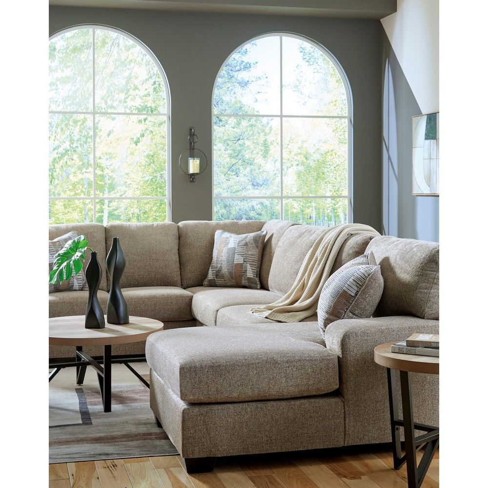 Picture of Nellie 3-Piece Sectional with Chaise - Hemp